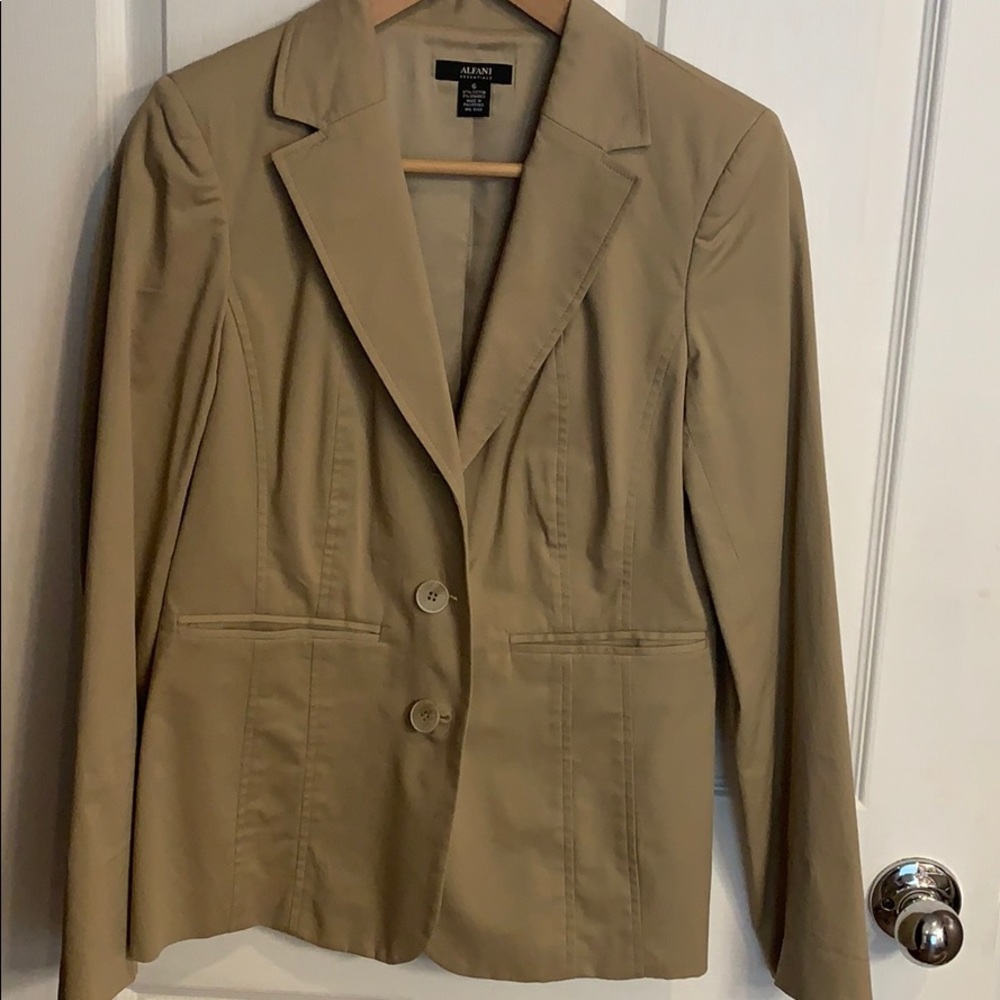 Alfani khaki blazer, 6